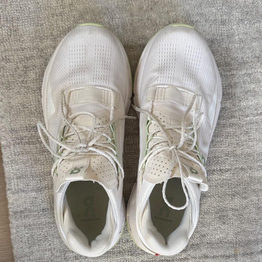 On Running White Athletic Shoes -Cloudnova